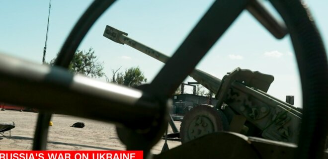 РФ знищила в Україні сотні макетів Д-20, M777 та радарів. CNN показав фото фейкових цілей - Фото