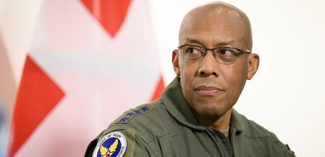 Сенат США ухвалив заміну топкомандувача: це генерал військово-повітряних сил - Фото