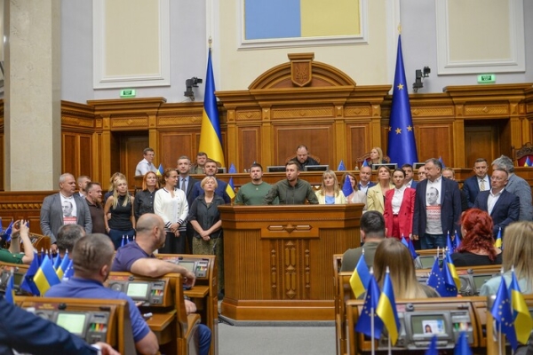 29 народних депутатів подали заяву до поліції на Арестовича