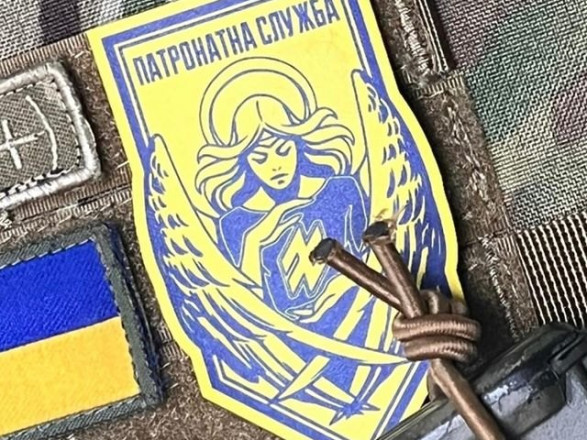 Чоловіків налякала військова форма: На форумі молодих бізнесменів “Янголів Азову” попросили покинути захід