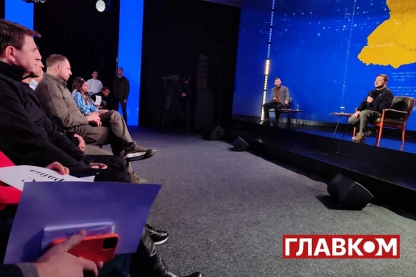 Президент розповів, чи планує звільняти Залужного