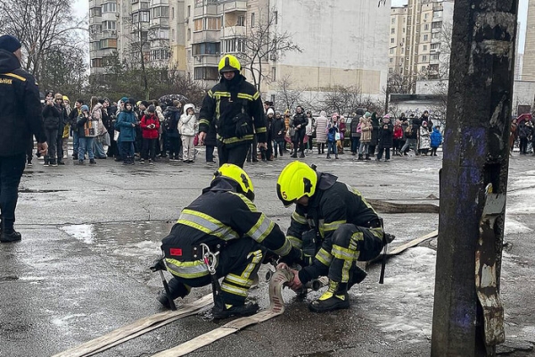 У столичній школі сталася пожежа, учнів переведено на дистанційне навчання (фото, відео)