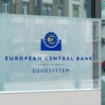 ЄЦБ тисне на західні банки і наполягає на виході з російського ринку