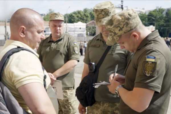 Мовний омбудсмен звернувся до співробітників ТЦК з вимогою