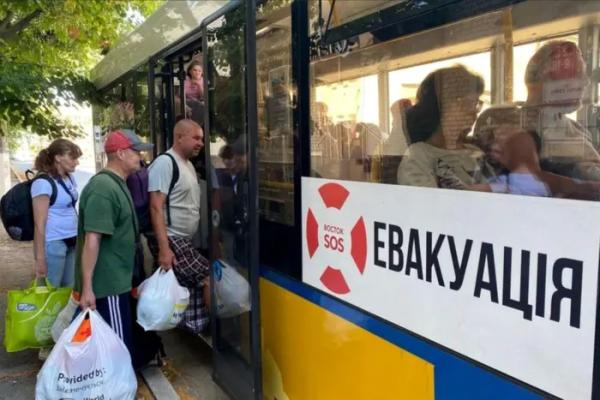 Мінреінтеграції запроваджує примусову евакуацію деяких сімей на Донеччині