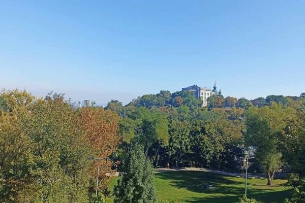 Температура знизиться: якої погоди очікувати у Києві в останній день вересня 