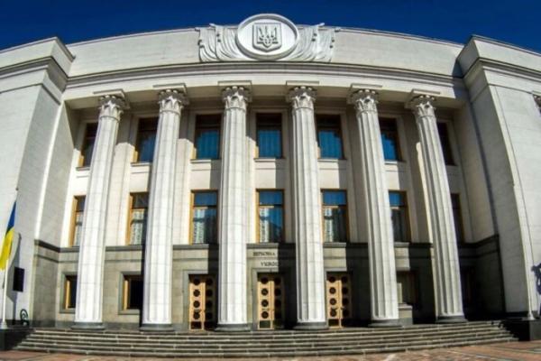 Комітет Ради підтримав чергове продовження воєнного стану