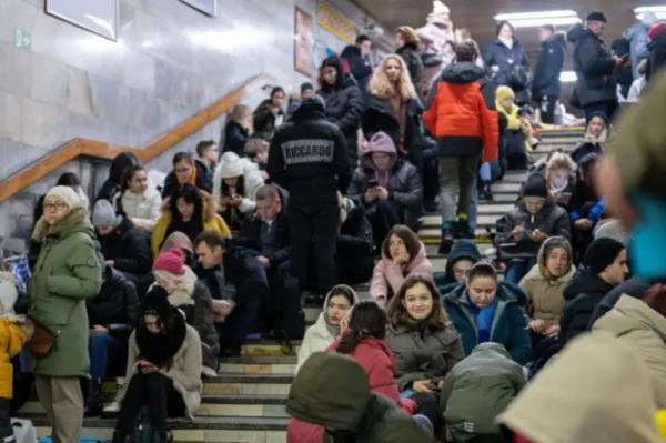 Комфортне перебування в метро під час тривог. Депутатка Київради готує звернення до Кличка