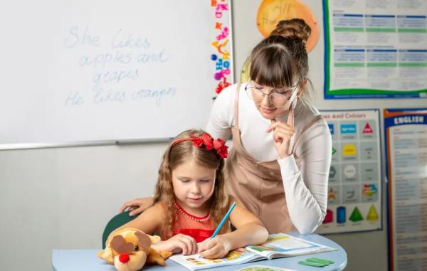 В Україні суттєво бракує вчителів початкової освіти, природничо-математичних наук: дослідження