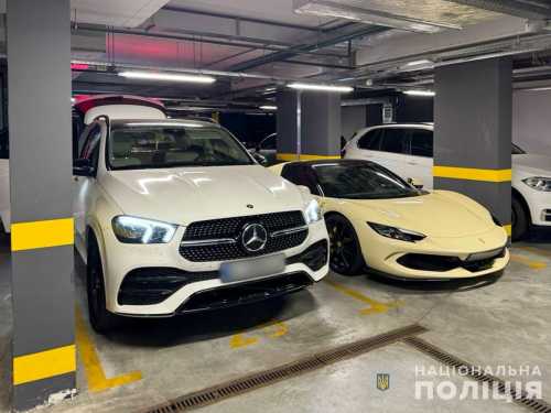 Заробляли мільйони гривень на договірних іграх: поліцейські оголосили підозру учаснику злочинної групи 14