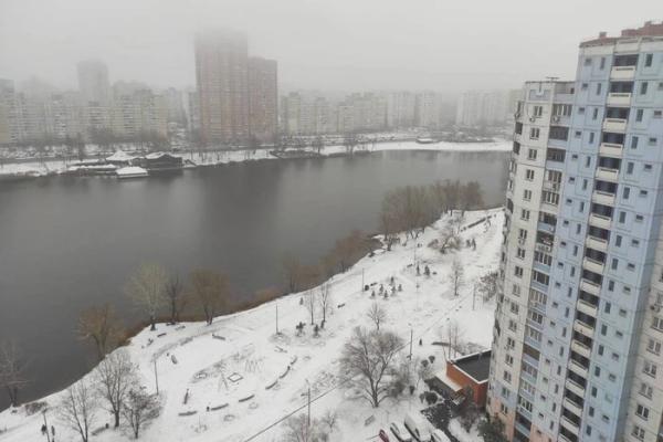 У столиці зафіксовано шкідливий рівень забруднення повітря: варто обмежити перебування на вулиці 