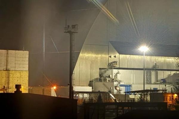 Зеленський повідомив подробиці російської атаки на Чорнобильську АЕС