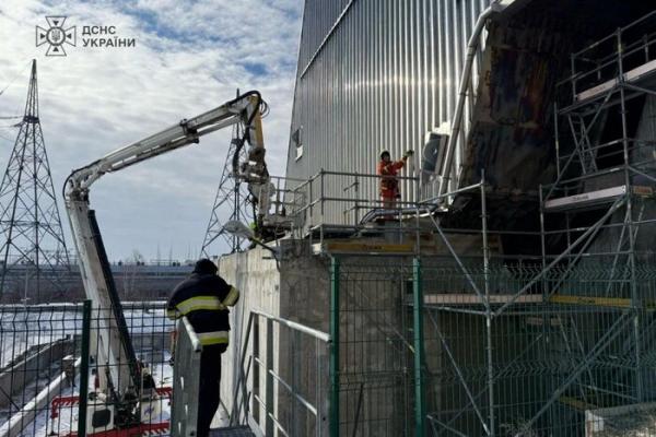 Удар російського дрона по об’єкту «Укриття». На ЧАЕС триває ліквідація наслідків 