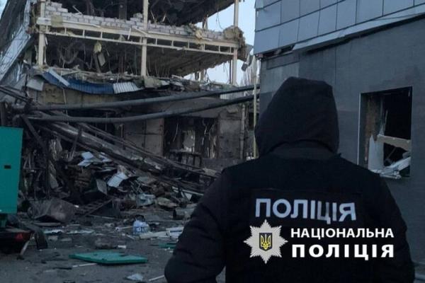 Ракетна атака на столицю: з’явилися фото наслідків