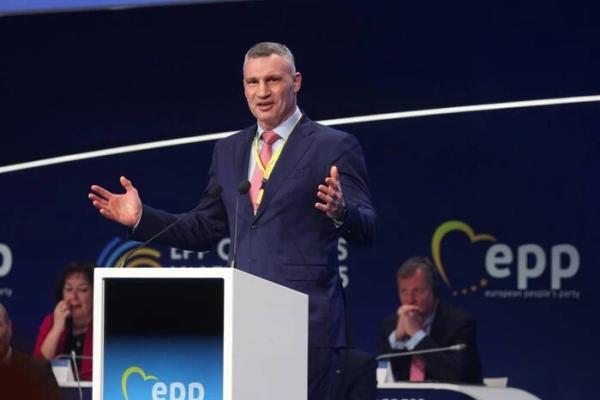 «Мотиваційний спікер Кличко». Мер Києва розсекретив свій гонорар за публічні виступи