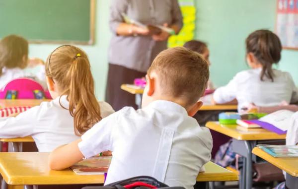 Мовний омбудсмен розповів, скільки школярів зараз навчаються російською