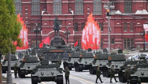 Парад у Москві: вимушені друзі Путіна і один ворог Трампа