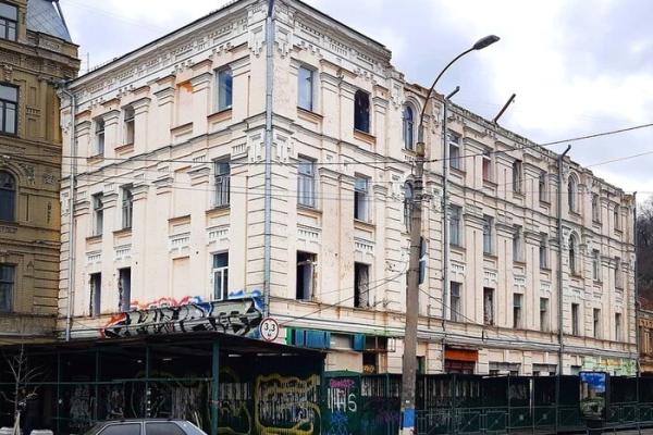 Суд захистив історичну садибу Дмитрієва на Подолі від забудови