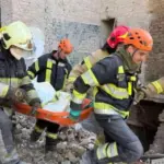 Кількість жертв російського удару по Києву збільшилася до 26 – розбір завалів триває