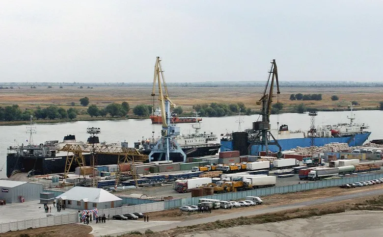 Сили оборони уразили морський порт "Оля" в Астраханській області