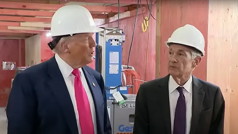 Трамп вступив у публічну суперечку з головою Федрезерву, але пообіцяв його не звільняти