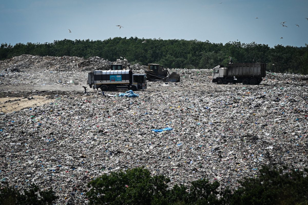 На Київщині анонсували масштабну реформу поводження зі сміттям 5