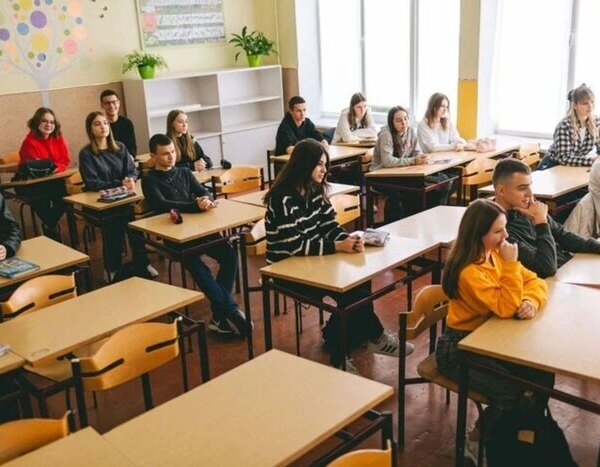 Парламент пояснив підстави для санкцій за відсутність дітей на заняттях&hellip;