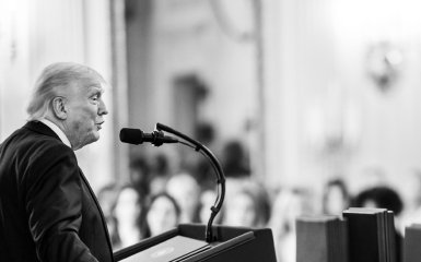 "Це божевільні". Трамп вперше відреагував на стрілянину у Вашингтоні 3