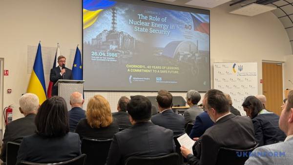 Безпека атомних об'єктів — першочергове завдання: на празькій конференції розглянули висновки Чорнобильської катастрофи 12