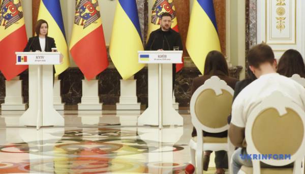 Зеленський і Санду обговорили питання безпеки, входження до ЄС та економічне партнерство. 17