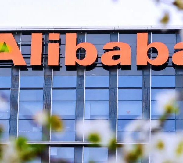 Штучний інтелект Qwen озброїть китайські авто: відтепер замовляйте їжу та&hellip;