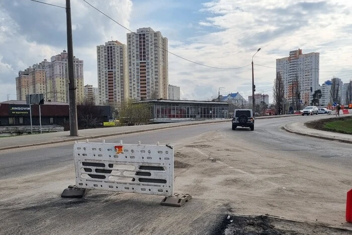 Реконструкція мосту біля станції «Чернігівська»: критика громадськості щодо плану