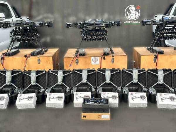 Техніка та обладнання вартістю 11 мільйонів гривень були передані прикордонникам від Запоріжжя. 5