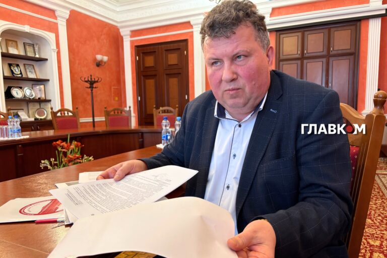 Червоний корпус: розпуста та хабарництво? Керівник Університету Шевченка – щиро про всі звинувачення 9