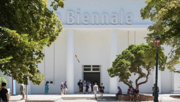 Комітет Венеційської бієнале відмовиться від вручення премій Російській Федерації та&hellip;