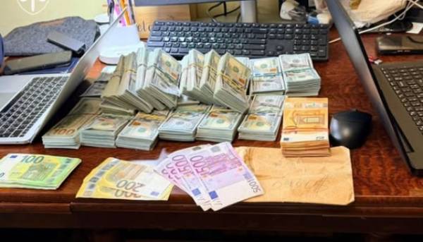 Головна 80 Суд заарештував п’ятьох осіб, яких підозрюють у приховуванні діяльності мережі…
