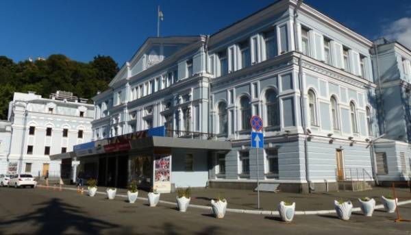 Театр Франка покаже прем’єру «Там, де заходить сонце»
