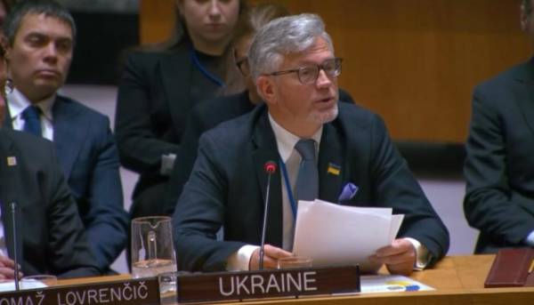 Головна 56 На засіданні Ради Безпеки ООН Мельник виступив із закликом позбавити Росію права вето у Раді Безпеки через її агресивні дії щодо України.