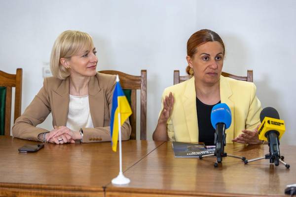ПриватБанк розширює свою присутність серед ветеранів, започаткувавши особливий підрозділ для інклюзивного обслуговування. 14 ПриватБанк розширює свою присутність серед ветеранів, започаткувавши особливий підрозділ для інклюзивного обслуговування. 14