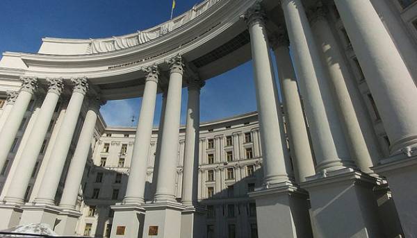 Головна 64 МЗС про розміщення ядерної зброї у Білорусі: Кремль започатковує небезпечний приклад