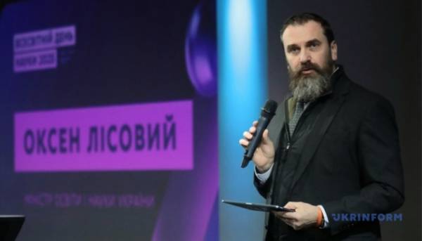 Головна 139 Бюджет на вересневе зростання зарплат учителям сягає понад 60 мільярдів…