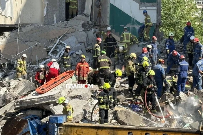 Головна 79 Після нападу на Київ понад десяток осіб вважаються зниклими.