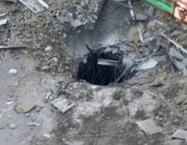 Головна 80 Російський снаряд повністю зруйнував підземну парковку в серці Києва