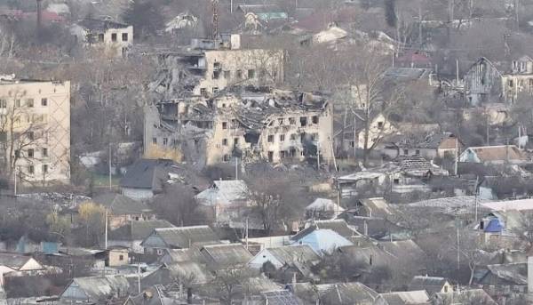 Україна звертається до світу з проханням про допомогу для мешканців тимчасово окупованих територій Херсонщини, які страждають від нестачі води, їжі та медикаментів.