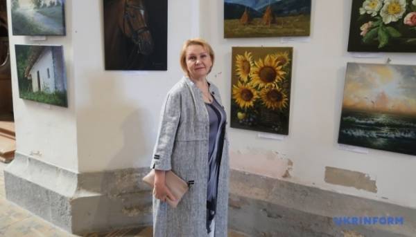 Виставка робіт української мисткині Оксани Заєць стартувала в Чехії