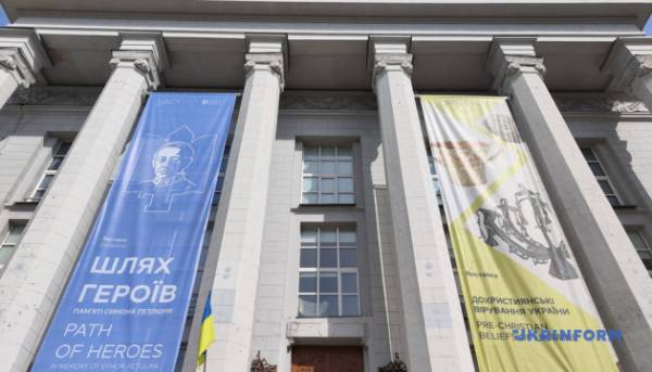 Нова експозиція в Києві присвячена сторіччю від дня трагічної смерті Симона Петлюри 20 Нова експозиція в Києві присвячена сторіччю від дня трагічної смерті Симона Петлюри 20