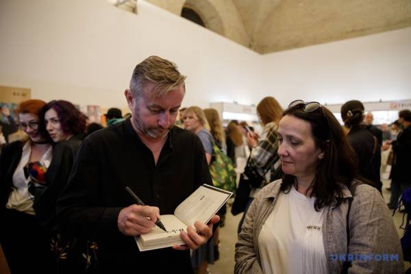 На «Книжковому Арсеналі» в Києві розпочалася робота. 29 На «Книжковому Арсеналі» в Києві розпочалася робота. 29