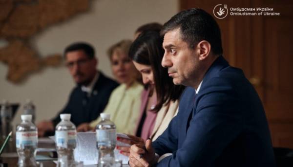 Лубінець звернув увагу Лісового на труднощі з реформою старшої школи та підготовкою до НМТ 13