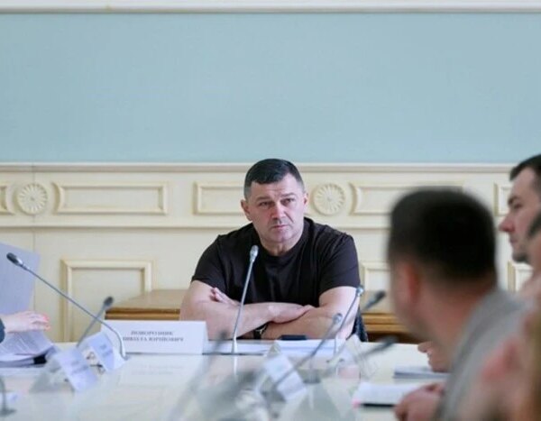 Головна 89 Звільнений заступник Кличка, Поворозник, як і раніше, керує Києвом –…