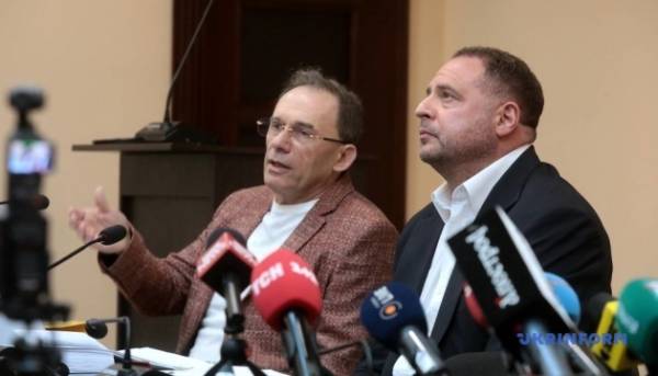 Юрист повідомив, яку суму вже накопичили на заставу для Єрмака.